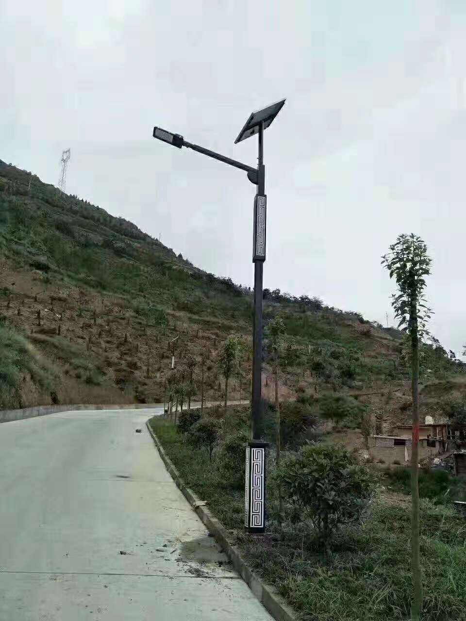 丽江仿古太阳能路灯